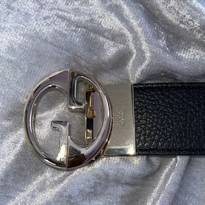 Reversible Gucci belt